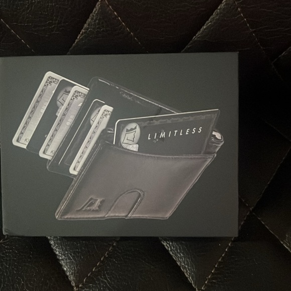 Supreme Hybrid Leather Slim Wallet for Men with Money Clip & Pull Tab | Leather - Picture 4 of 4